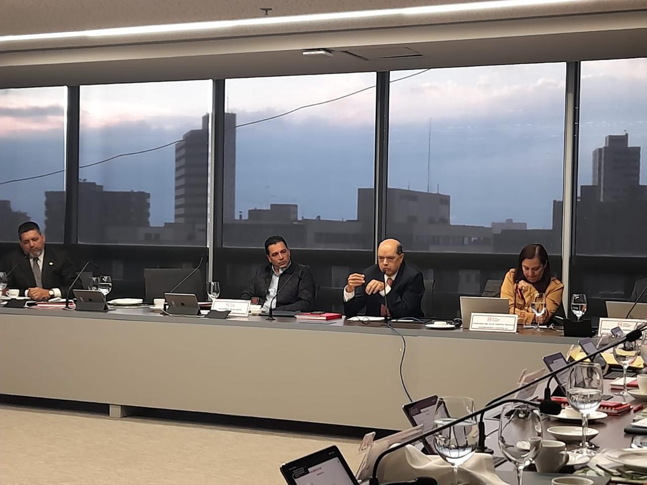 Enrique Vargas Lleras asume la presidencia de la Cámara de Comercio de Bogotá