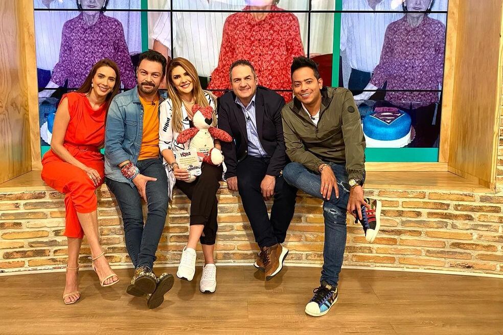 Video: Presentador de ‘Buen Día Colombia’ tuvo una dolorosa caída en vivo