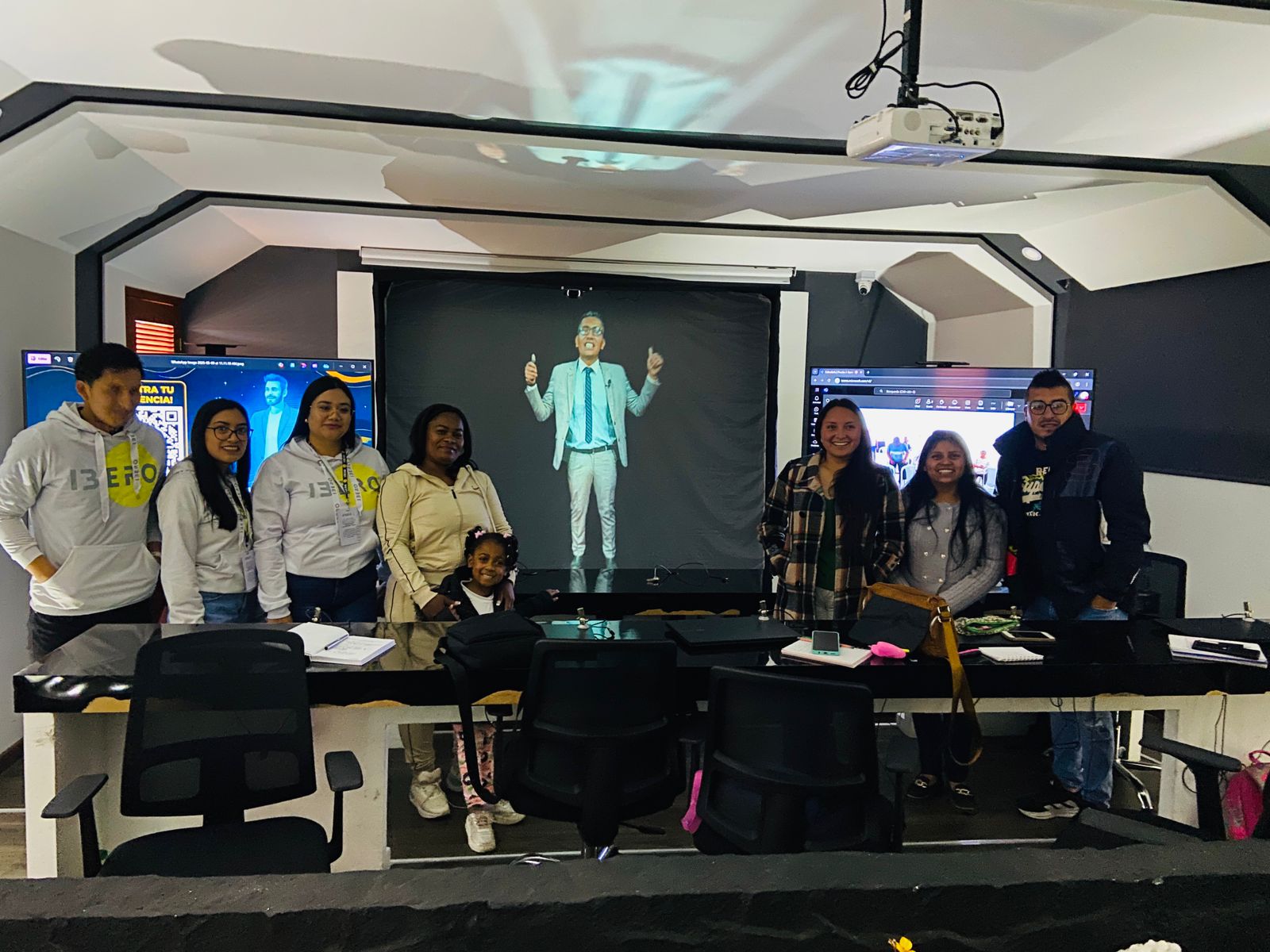 IBEROHOL: la evolución educativa que conecta a Colombia