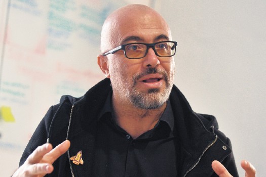 Santiago Trujillo fue el  fundador del Instituto Distrital de las Artes de Bogotá (Idartes).