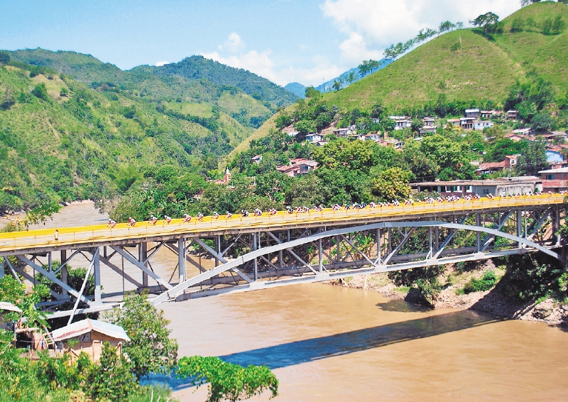 De Vuelta por Colombia