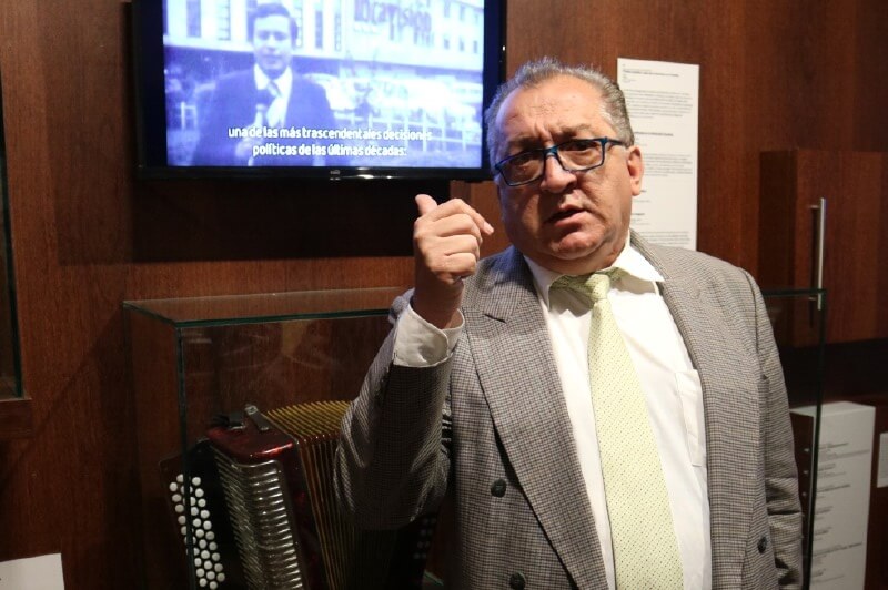 Néstor Cardona Gutiérrez: “Lástima que la televisión no sea en olores”