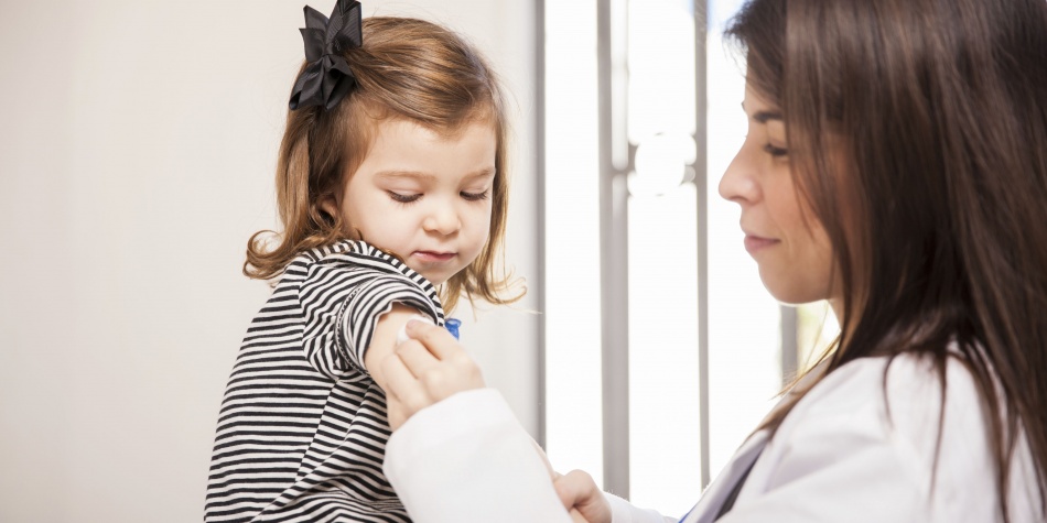 ¿Cuáles son las vacunas que debe tener mi hijo?