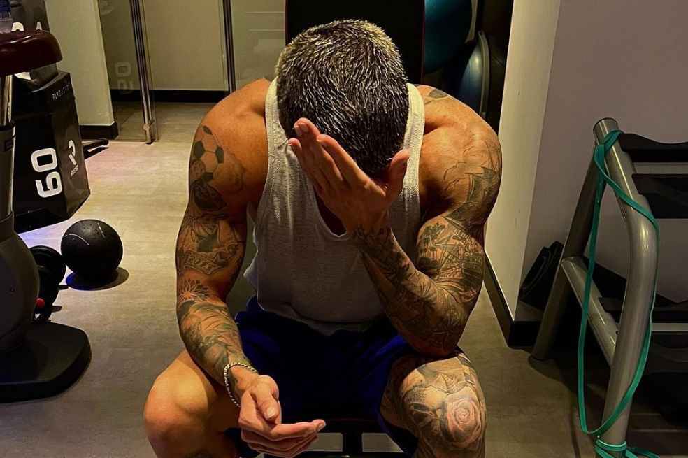 El futbolista argentino, Rodrigo De Paul, y novio de la cantante Tini, sigue sonando después de la final del mundial de Qatar por ser el más lindo del torneo.