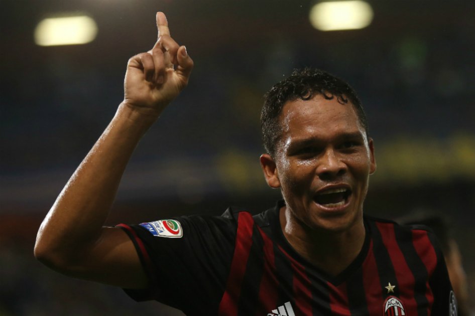 Carlos Bacca volvió anotar con el Milan que derrotó 2-0 a la Lazio en la Serie A