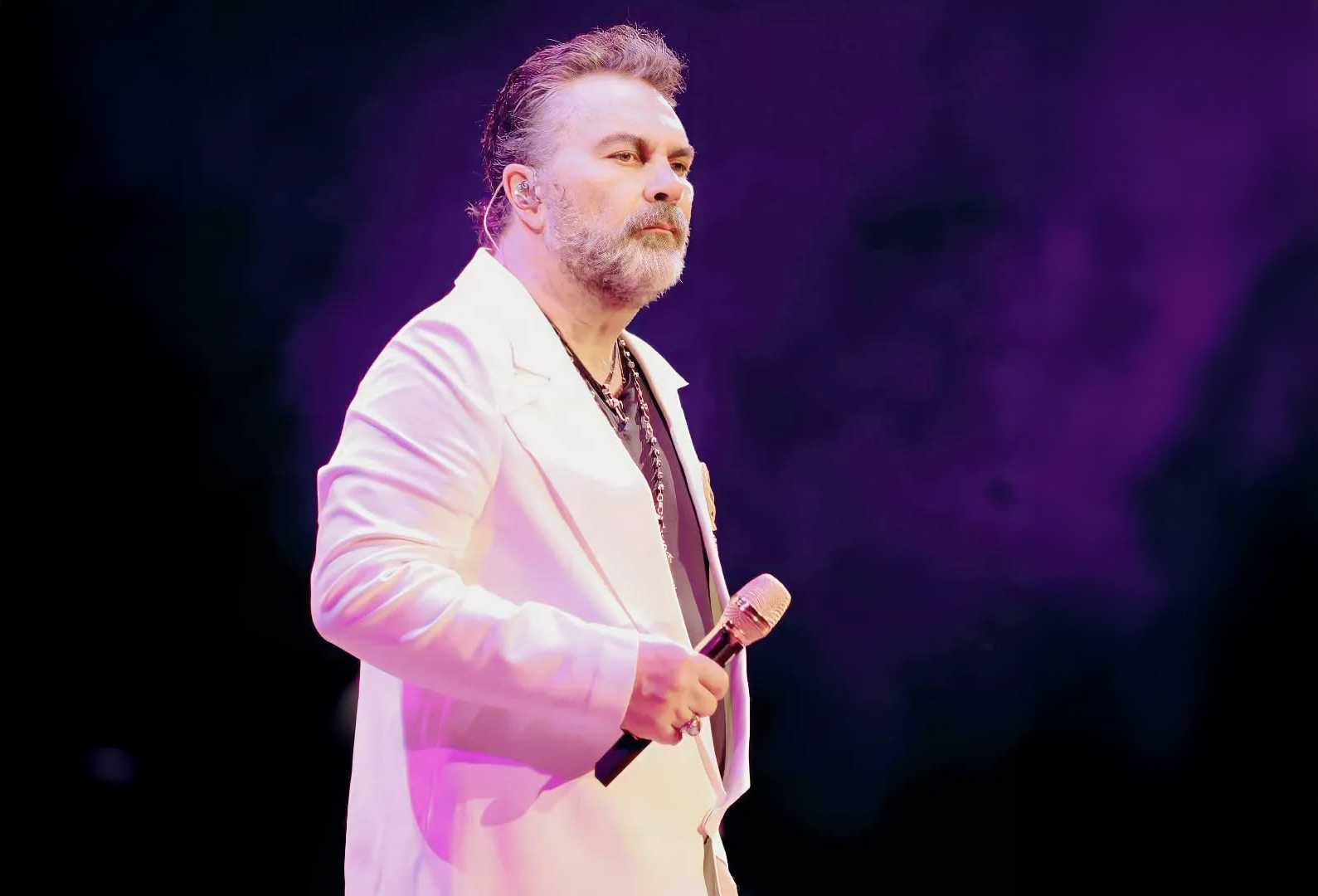 El cantante Manuel Mijares anuncia su retiro: “mi más profundo agradecimiento”