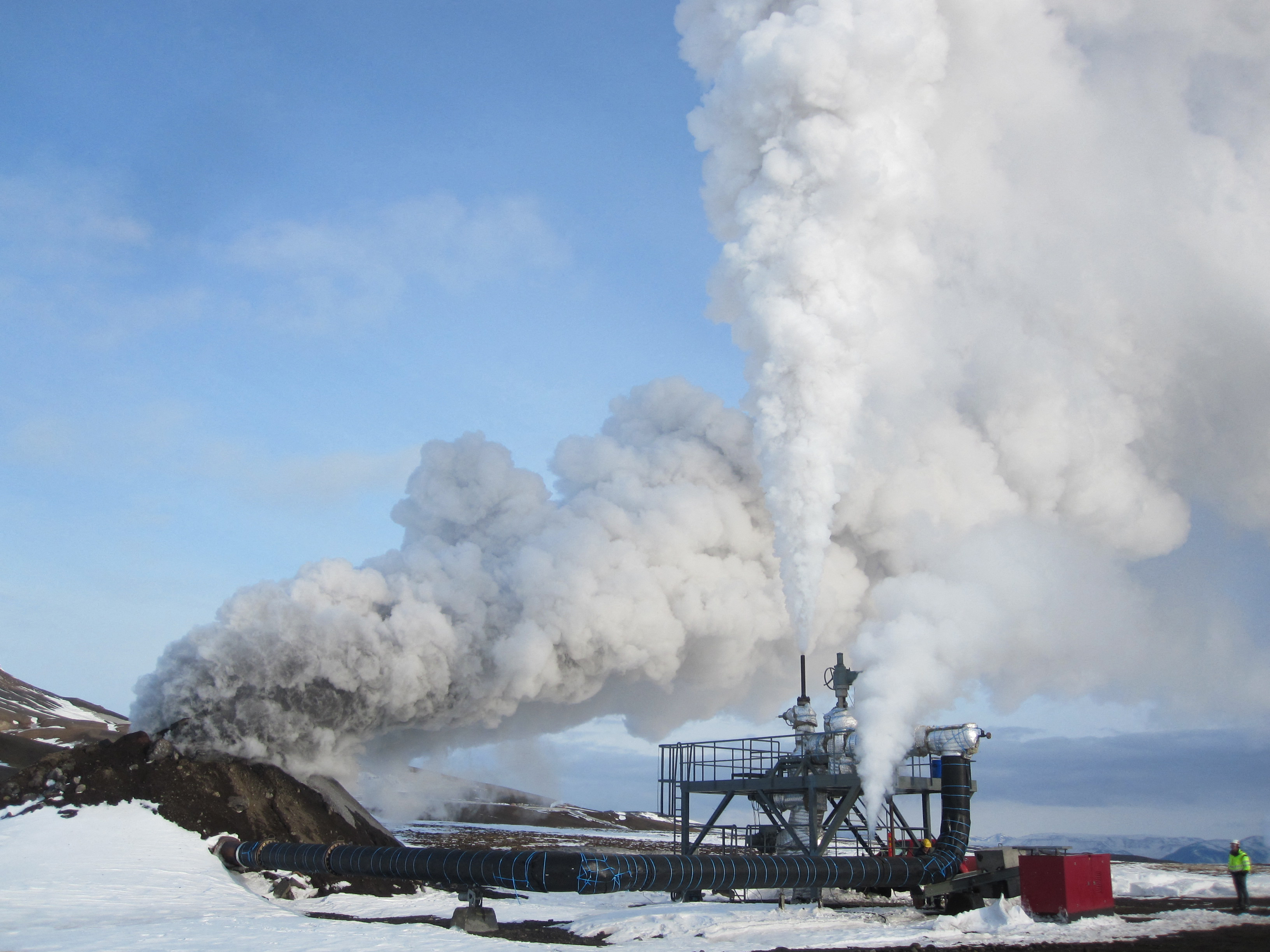 Islandia perfora volcán para crear observatorio subterráneo de magma