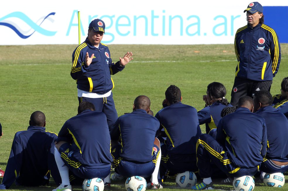 El gol que le quieren hacer a los formadores deportivos del país en el Senado