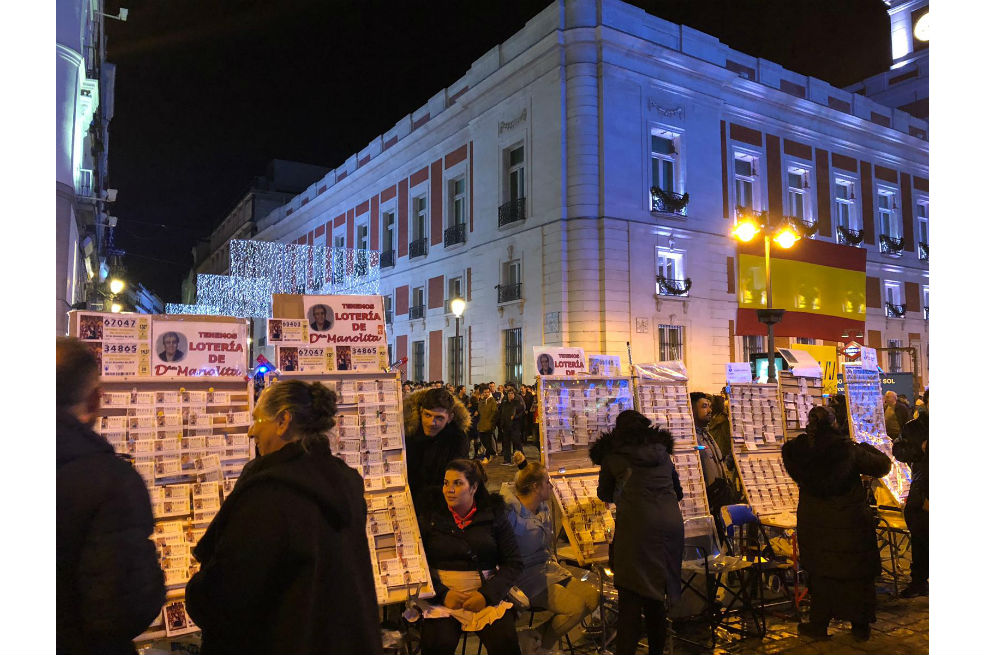 A alguien le debe tocar (Crónica)