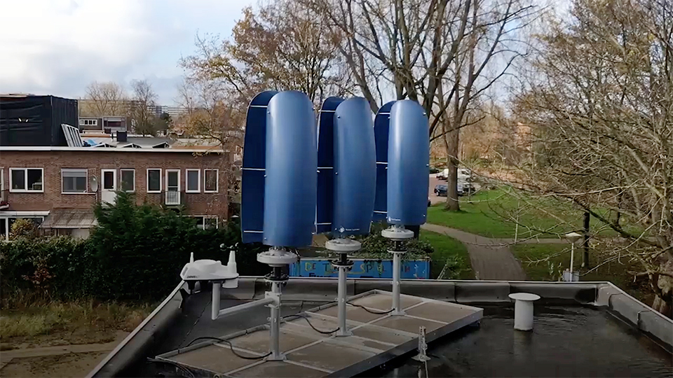 Tulipanes de viento: energía eólica que busca enfrentar la crisis climática