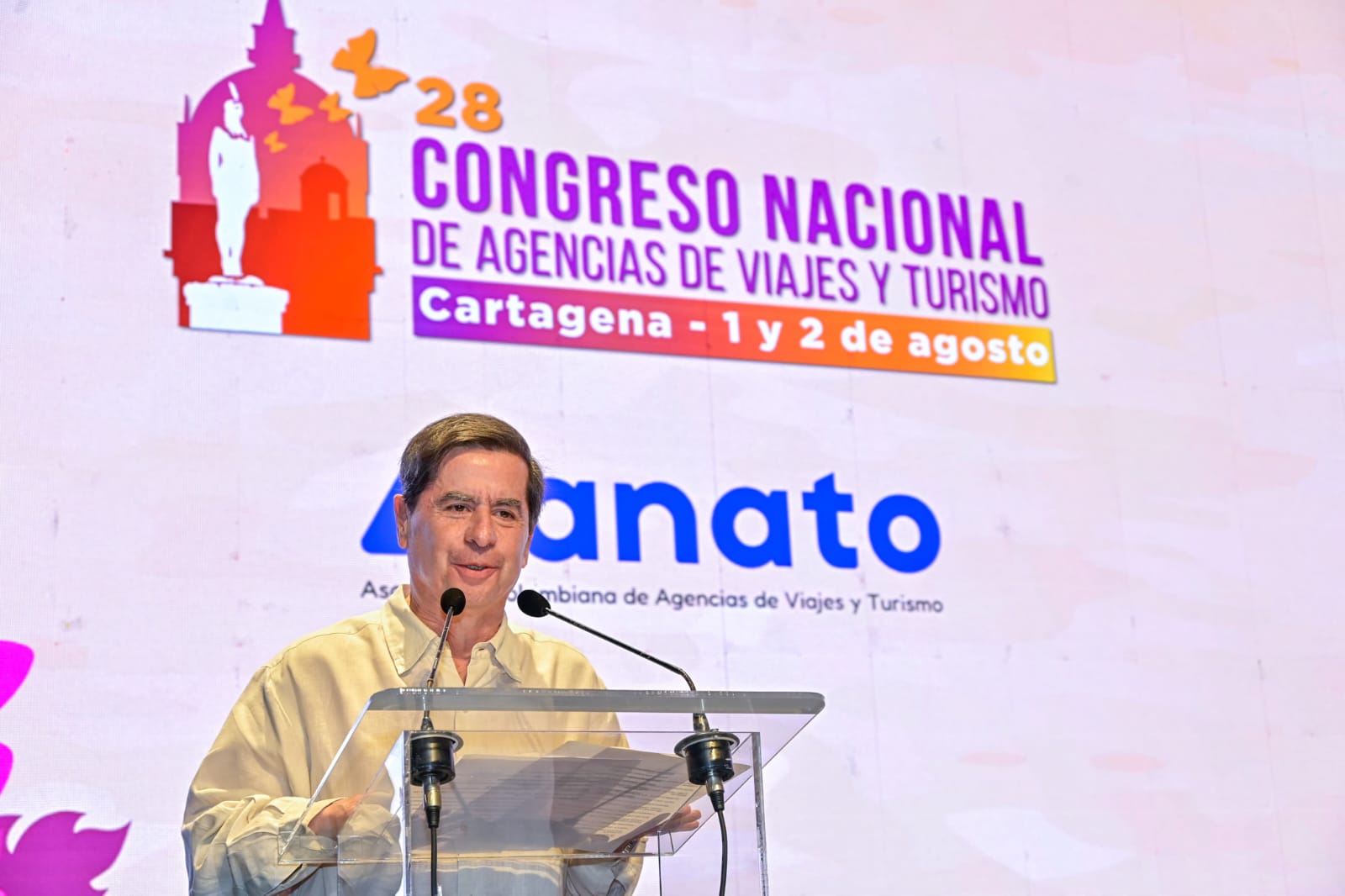 Cristo explicó que llamar “limosneros” a gobernadores era una crítica al centralismo