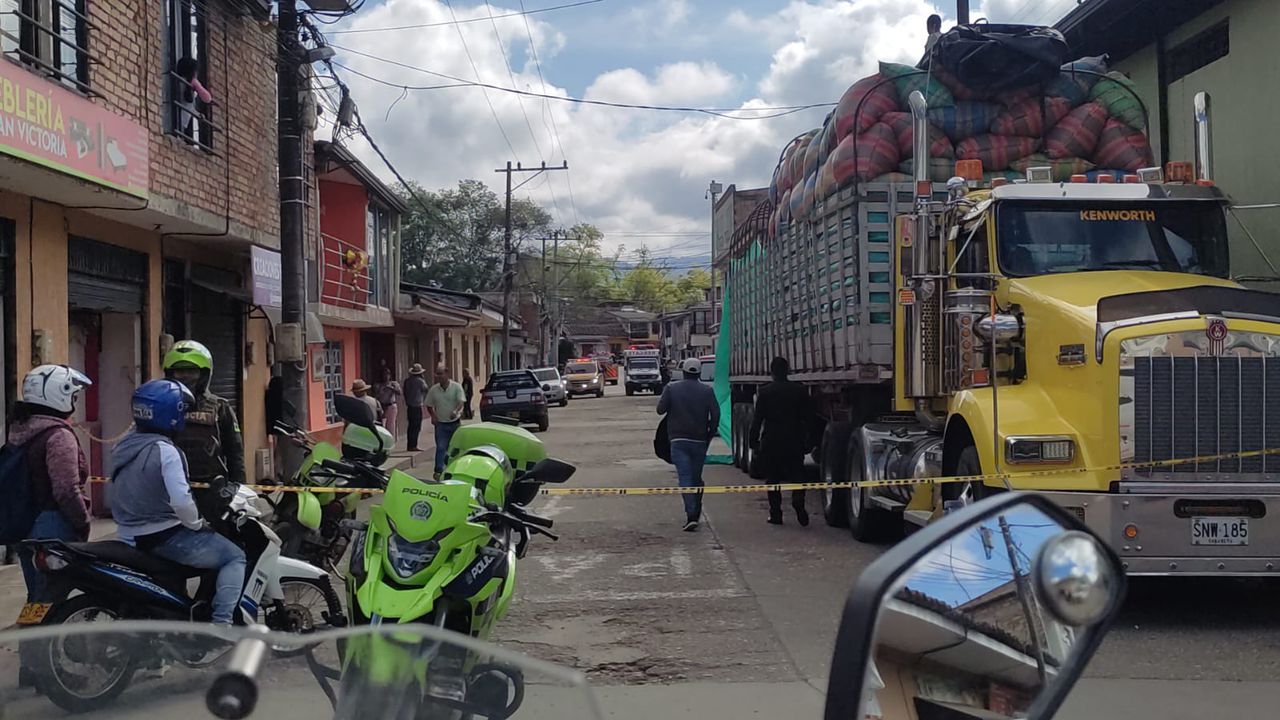 Disidencias de las Farc, detrás del atentado a estación de Policía en Timbío, Cauca