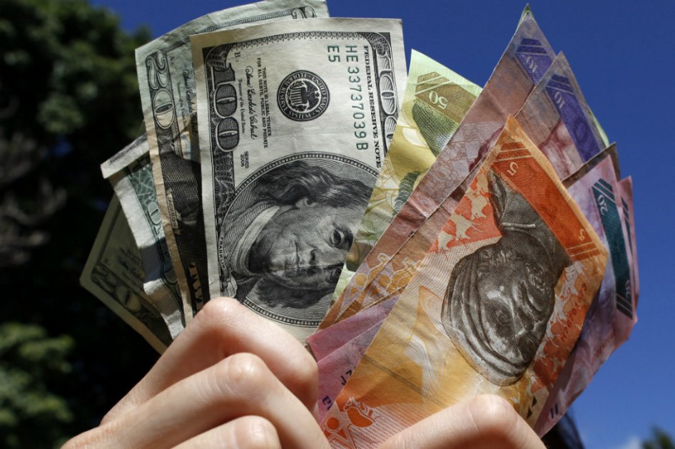 Devaluación pasa factura a las transnacionales en Venezuela
