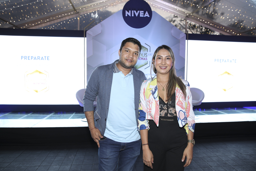 Juan banda Monica Alvarez