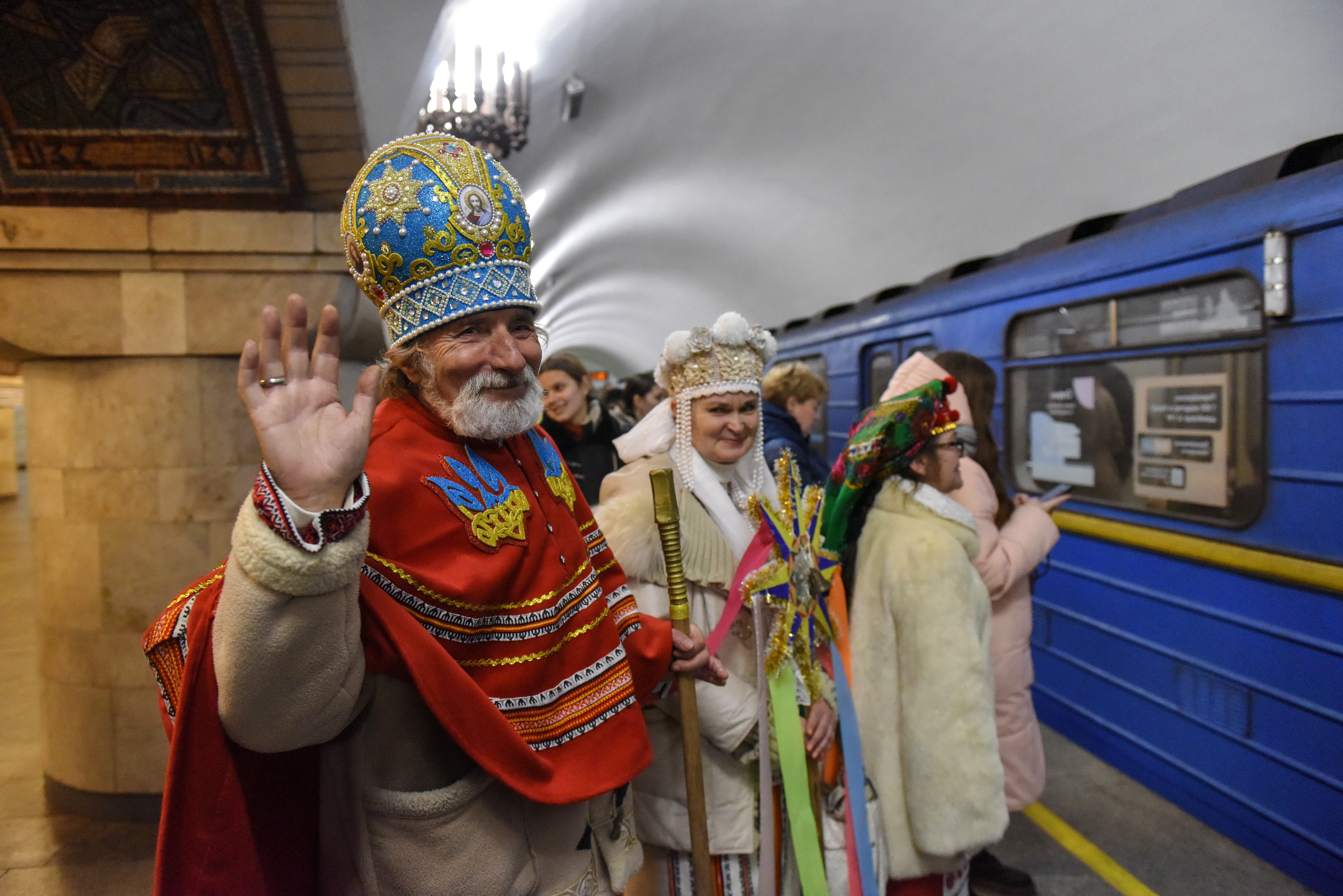 La Navidad se adelantó en Ucrania: ¿por qué algunos ya no la celebran el 7 de enero?