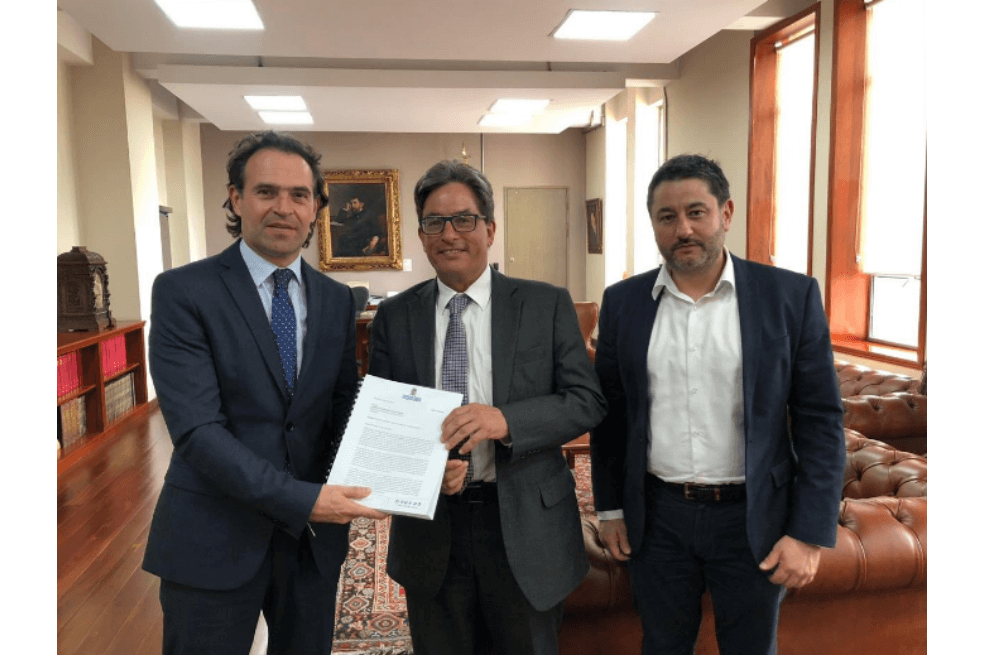 Alcaldía de Medellín radica proyecto para financiar construcción de tren ligero