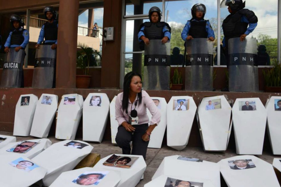 Periodistas protestan en Honduras para exigir libertad de expresión