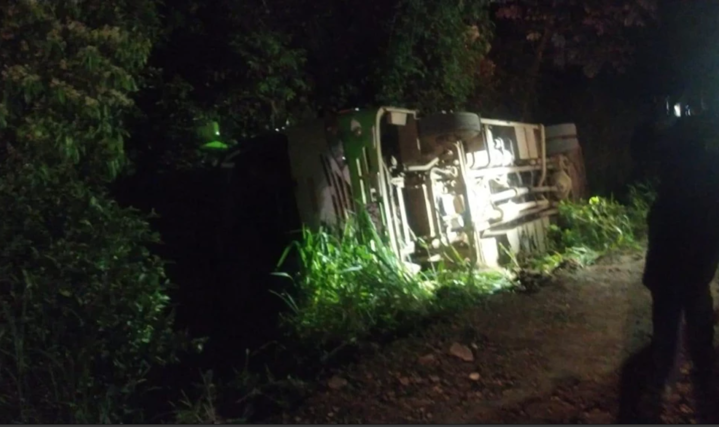 Se volcó bus en Ibagué (Tolima): al menos 27 personas quedaron heridas