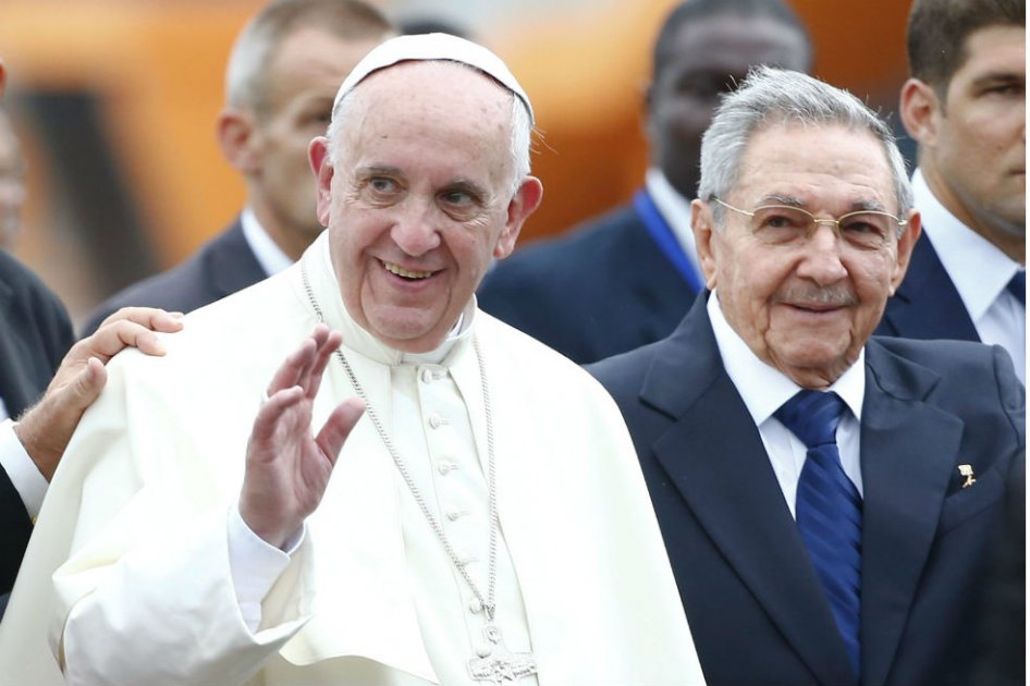 Expectativa por misa que oficiará el papa en la Plaza de la Revolución