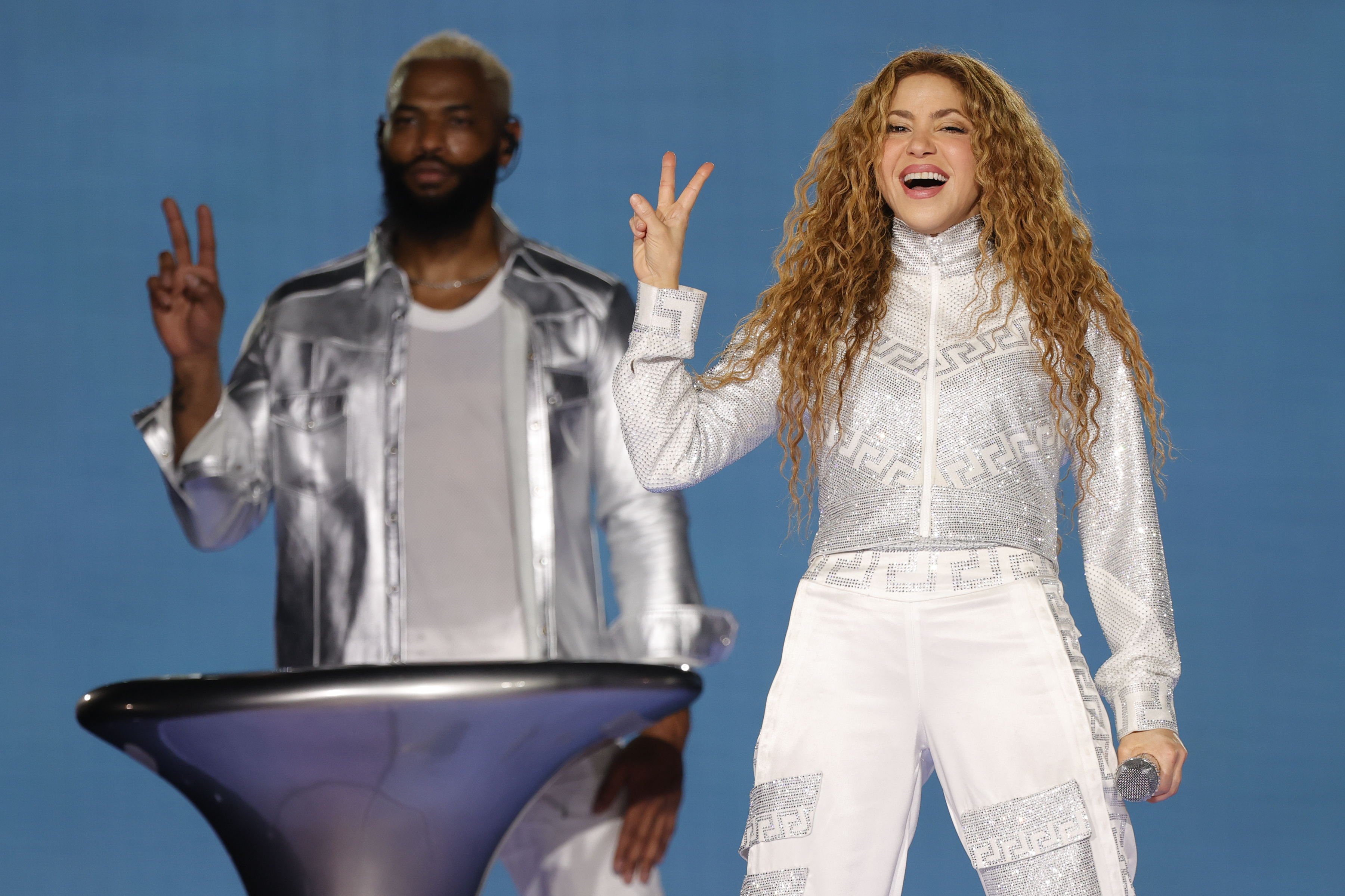 AME9357. RÍO DE JANEIRO (BRASIL), 11/02/2025.- La cantante colombiana Shakira se presenta en concierto como parte de su gira “Las Mujeres Ya No Lloran”, este martes en el estadio Nilton Santos, en Río de Janeiro (Brasil). EFE/ Andre Coelho