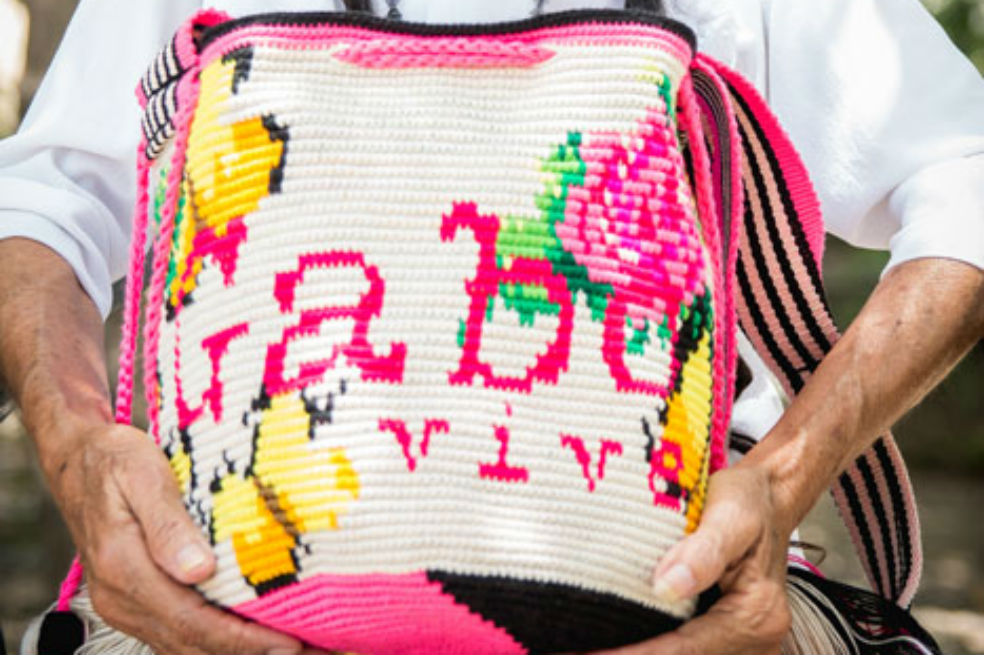Los bolsos wayuu y la joyería artesanal, protagonistas de «Latin People»