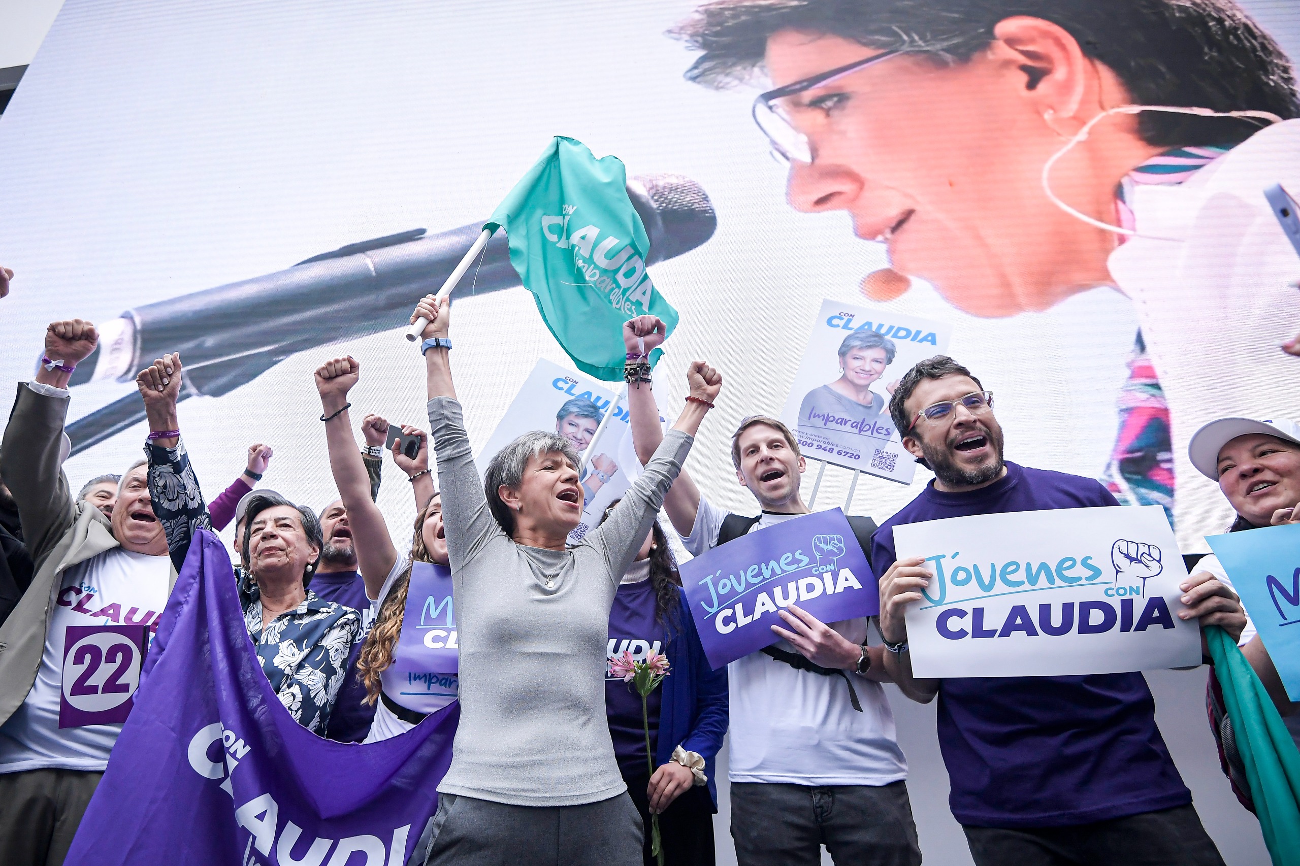 Claudia López inscribió su movimiento "Imparables" en la Registraduría para recolectar firmas.