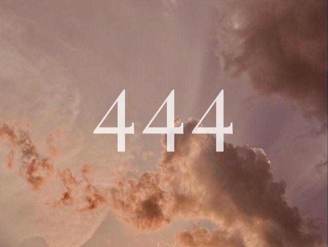 Significado angelical del 444 que puede guiar tu vida, según el tarot