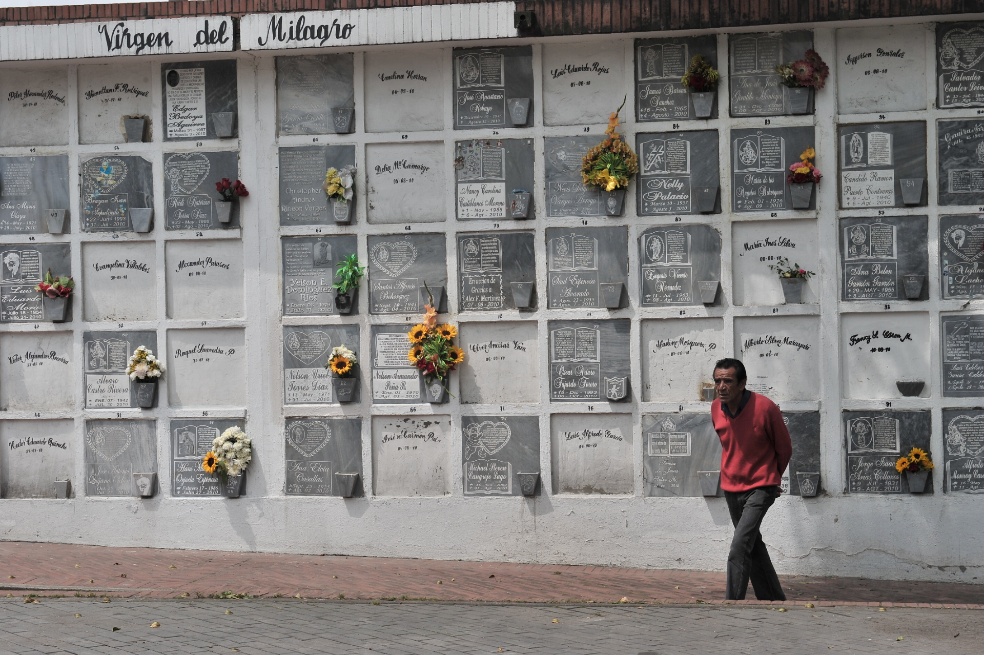 Organizaciones sociales y víctimas piden a la JEP proteger más cementerios