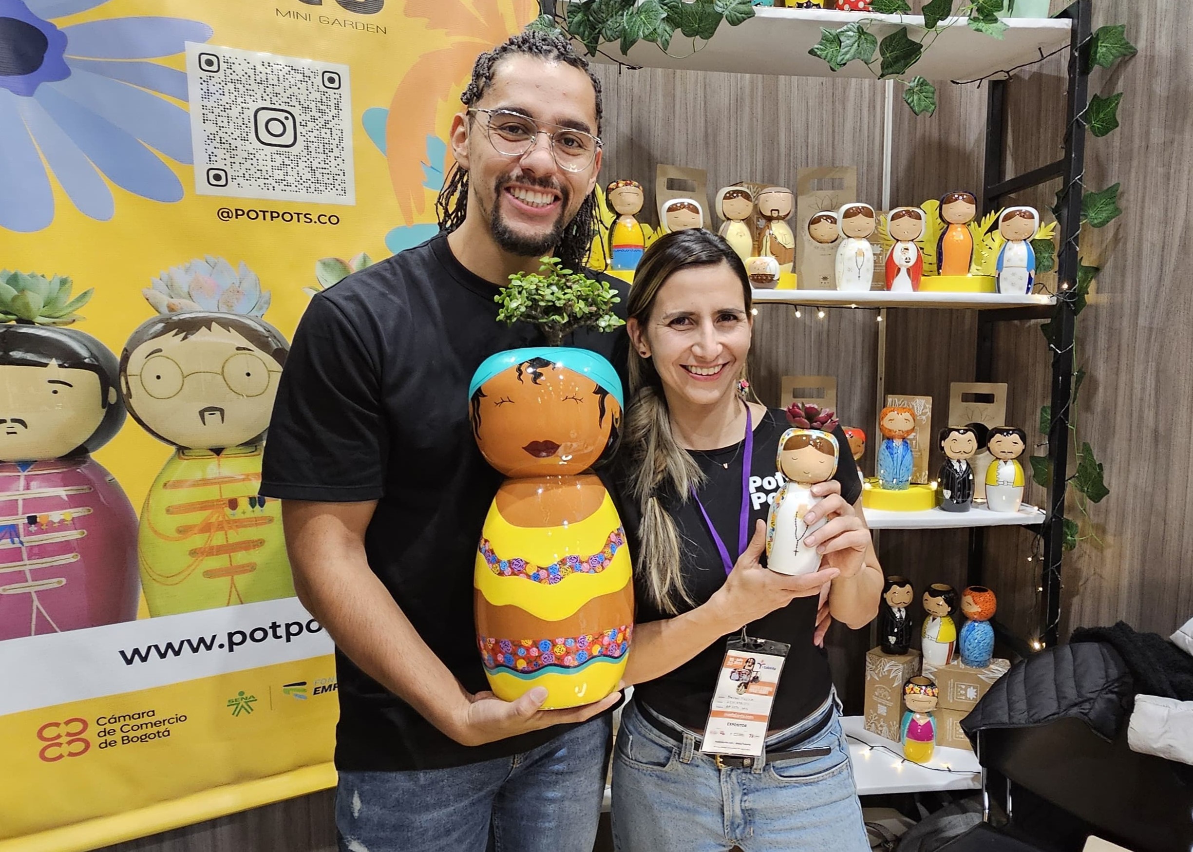 Victoria Gámez y Fabián Medina crearon Pot·Pots, una marca de materas de madera que de la mano del trabajo artesanal y con una elevada carga de diseño, es diferente a todo lo que hay en el mercado.