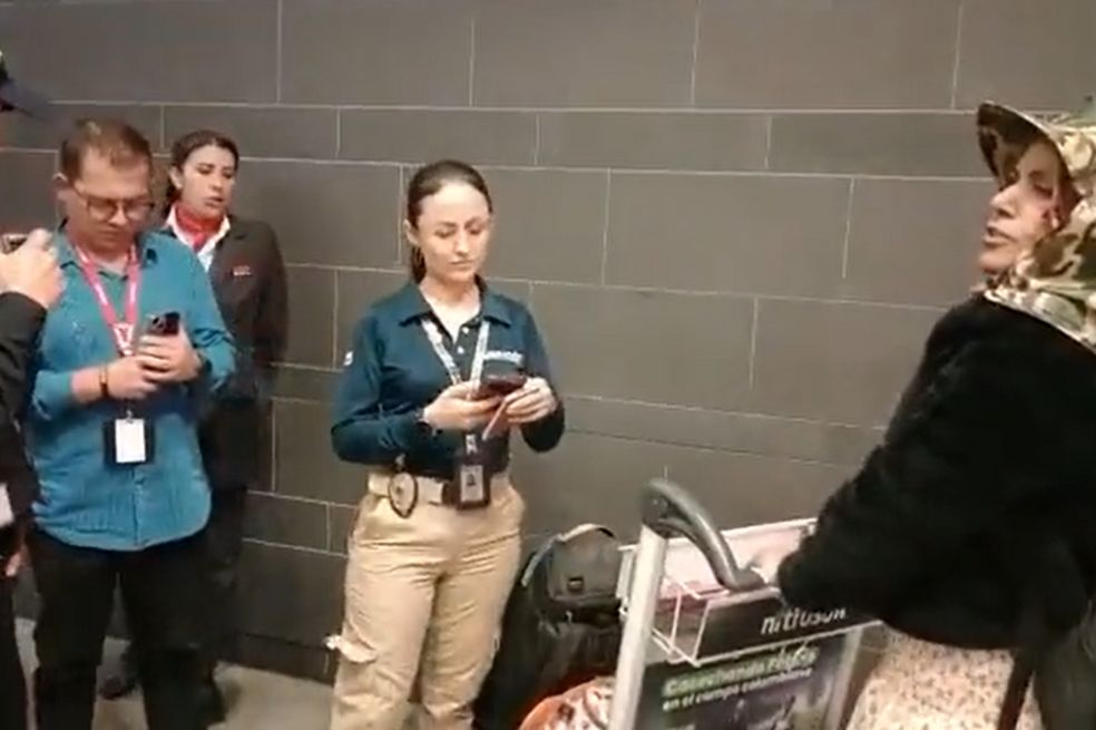 Video: extranjera agredió a funcionaria de Migración Colombia; ahora será expulsada