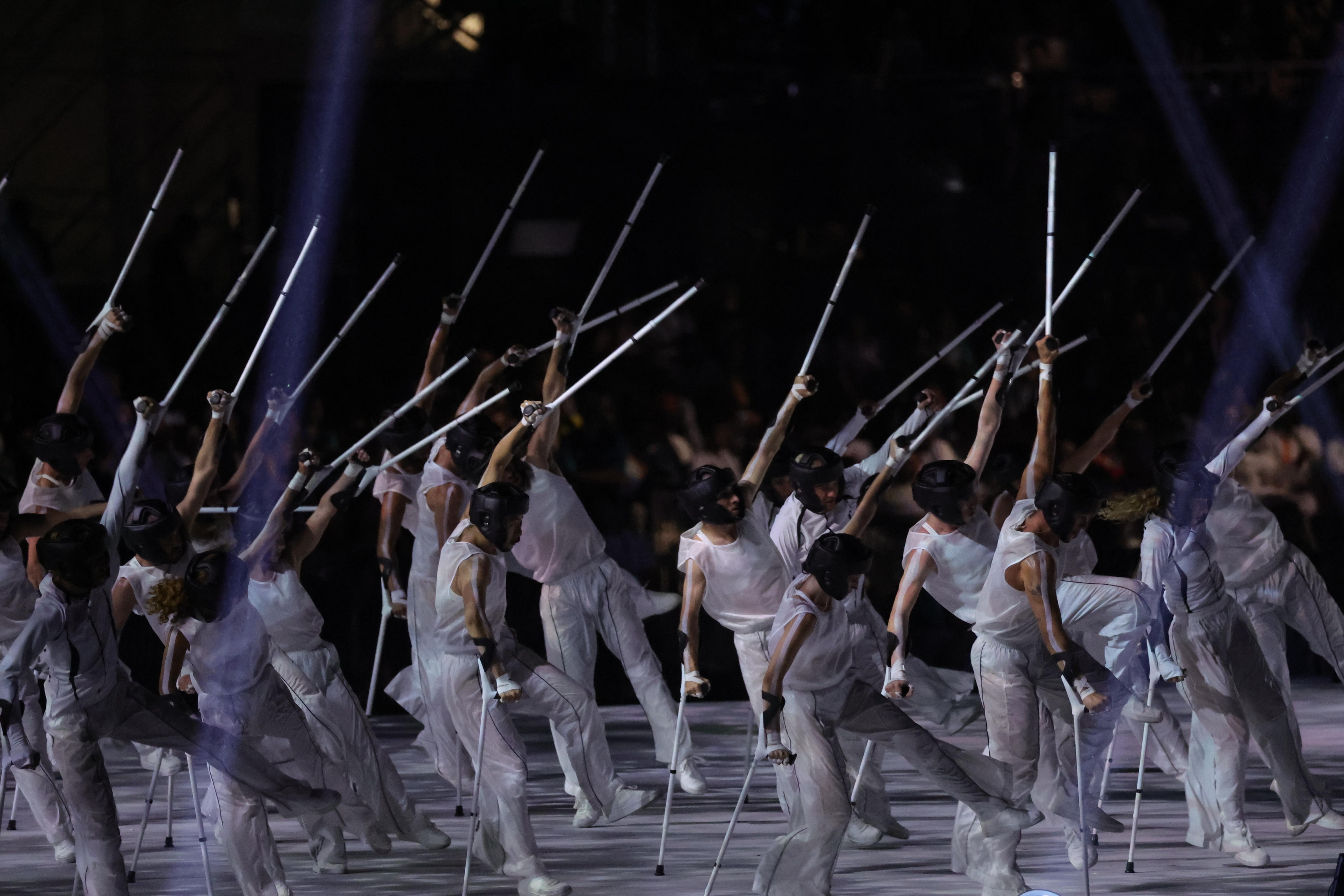 Paris (France), 28/08/2024.- Artists perform during the Opening Ceremony of the Paris 2024 Paralympic Games in Paris, France, 28 August 2024. The Paralympic Games of Paris 2024 will be held from August 28 to September 8 2024. (Francia) EFE/EPA/Teresa Suarez
