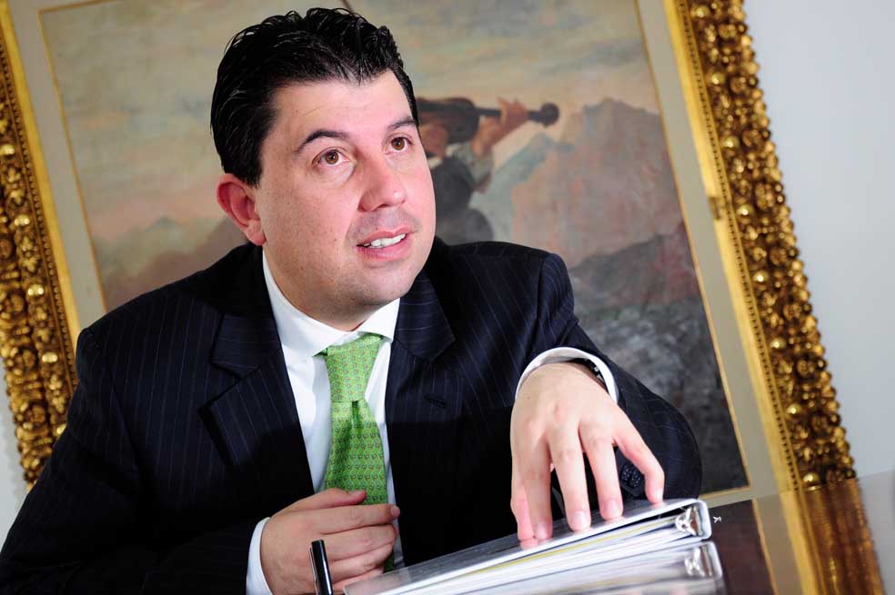 Mafias en la DNE cobran cabezas