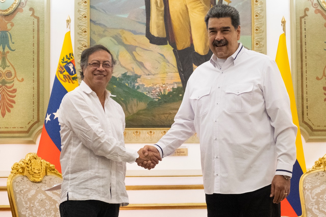 Los acuerdos económicos que quedaron tras la reunión entre Petro y Maduro