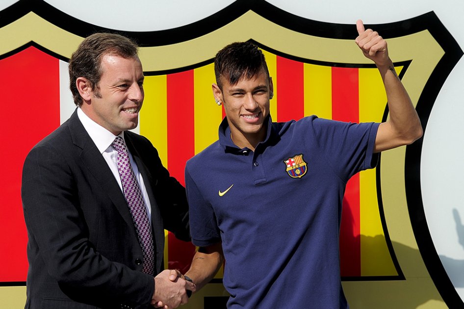 Padre de Neymar desmintió acusaciones contra él y el jugador