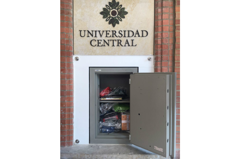 Una urna para guardar la memoria de la Universidad Central