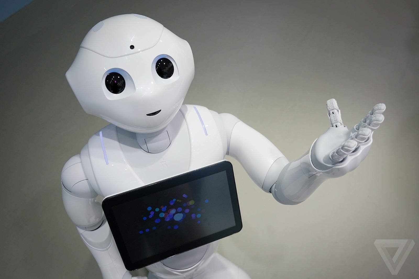 Pepper- PUJ: el robot que busca acompañar a los adultos mayores con alzhéimer