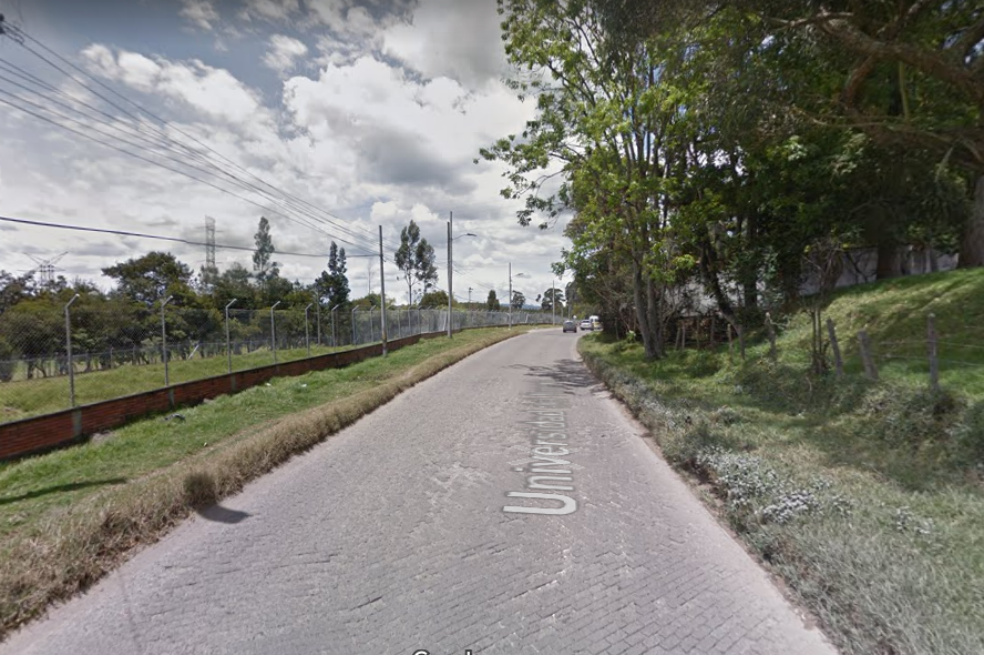 Un muerto y 21 heridos deja choque entre un bus y un taxi en el norte de Bogotá