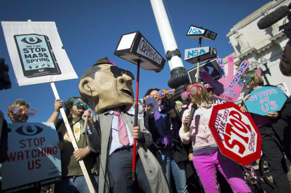 Estadounidenses marchan en Washington contra espionaje
