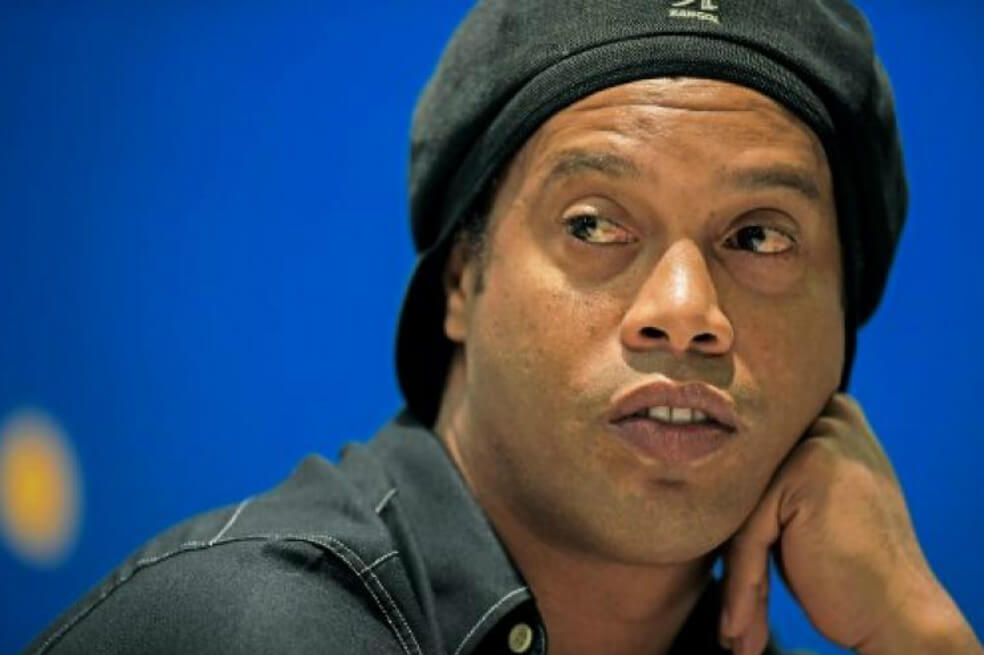 Los líos de Ronaldinho en Paraguay