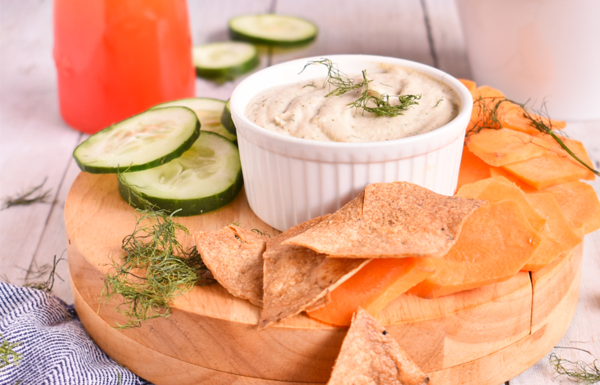 Aquí está la receta para hacer una salsa “ranch” vegana y sin aceite