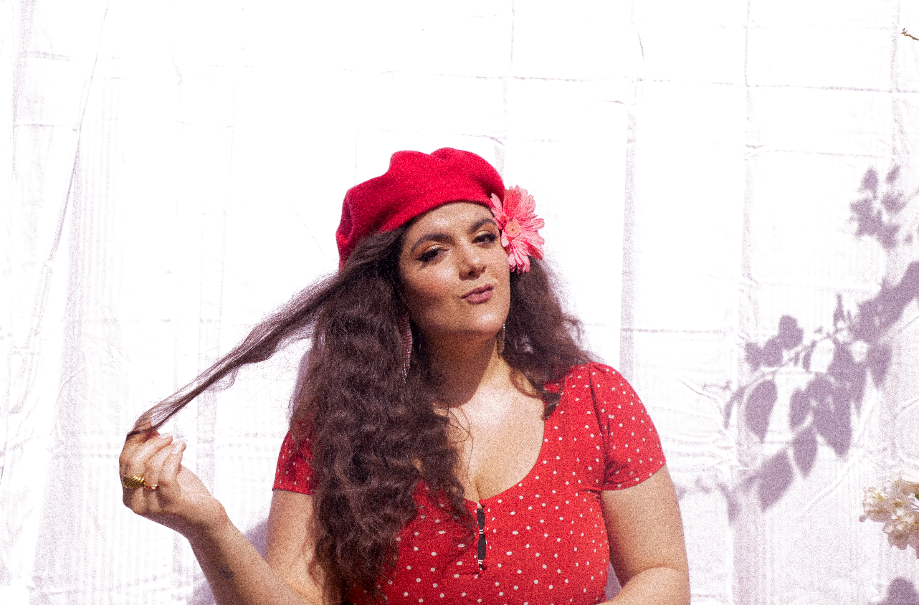 Georgette debuta en la música con “Calma”