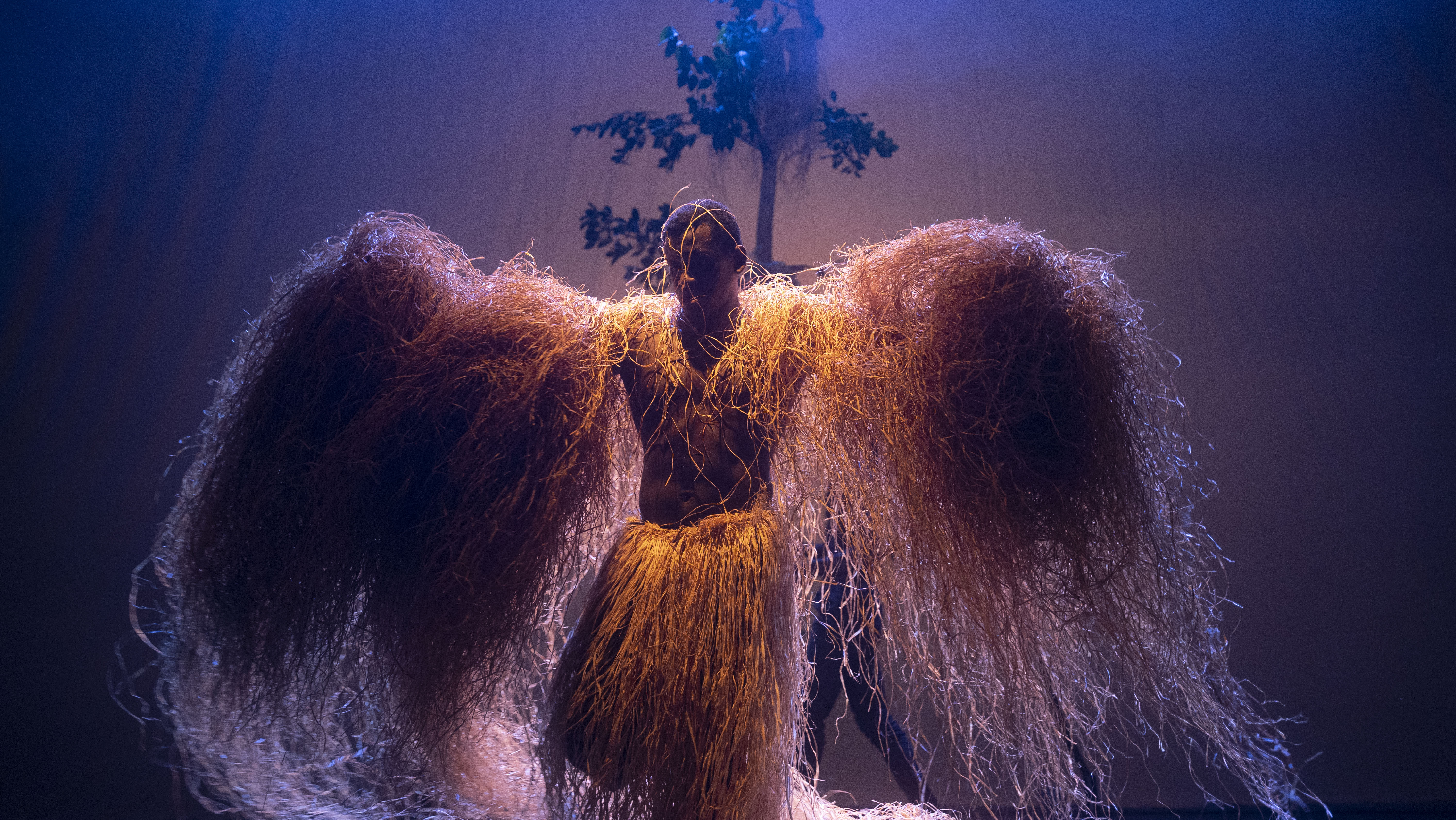"Anclaje" de SenCirk, compañía de circo de Senegal.