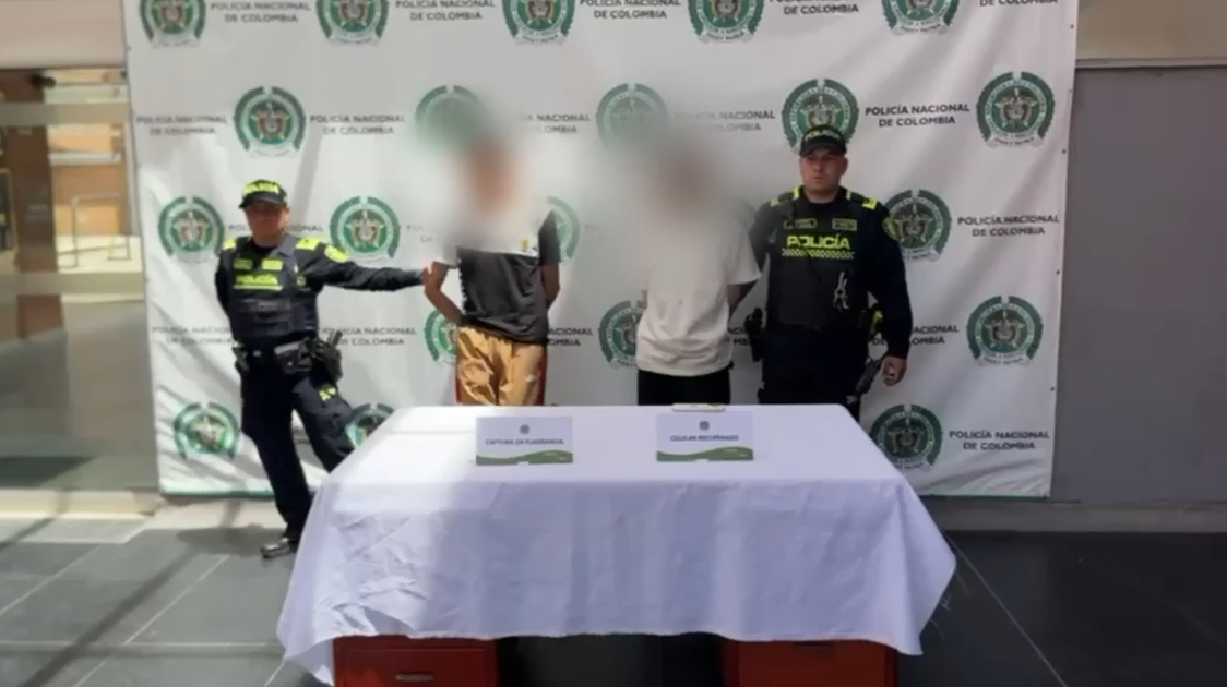 Persecución y captura a dos ladrones de Transmilenio: tenían antecedentes penales