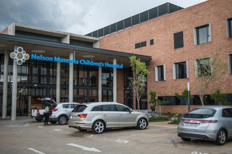 Inauguran hospital de Nelson Mandela que atenderá miles de niños en Sudáfrica