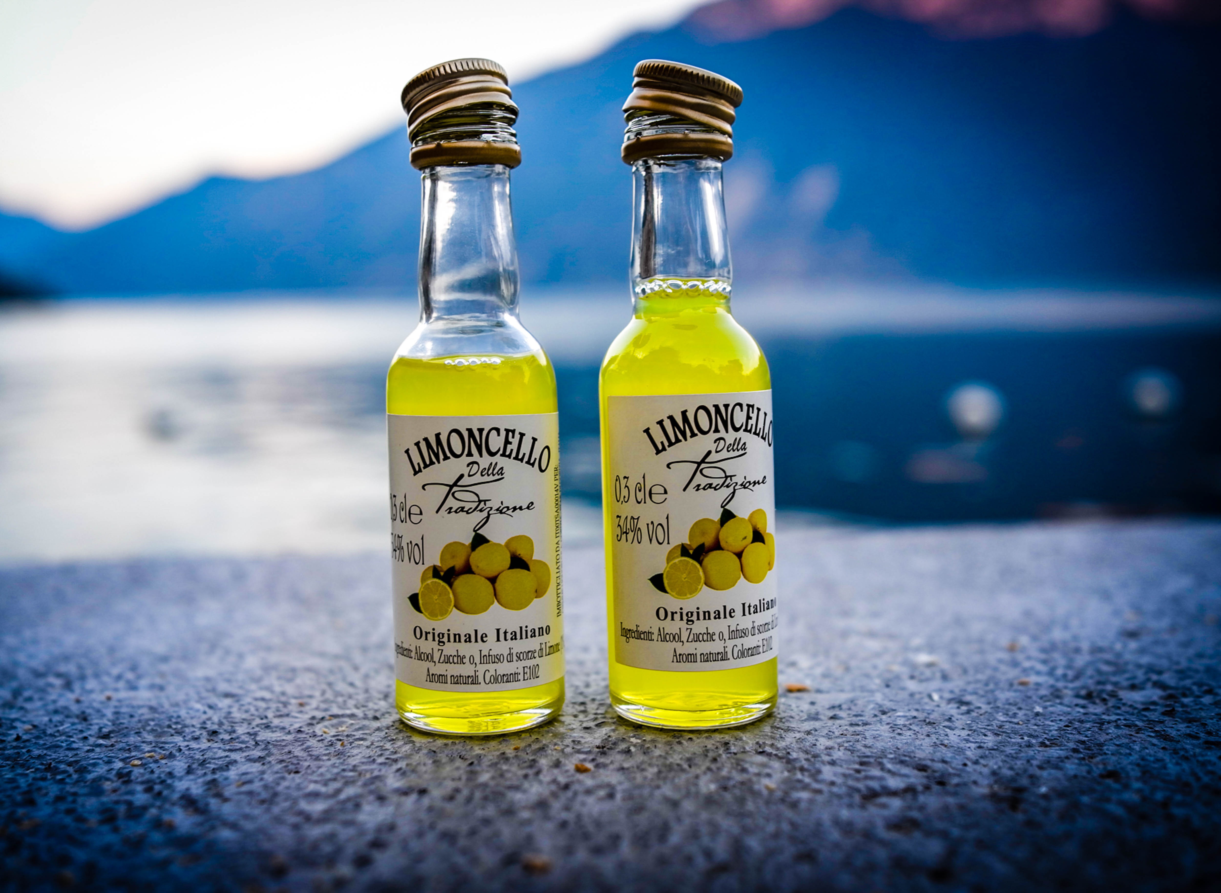 ¿Qué es el limoncello y por qué es el licor más famoso de la Costa Amalfitana en Italia?
