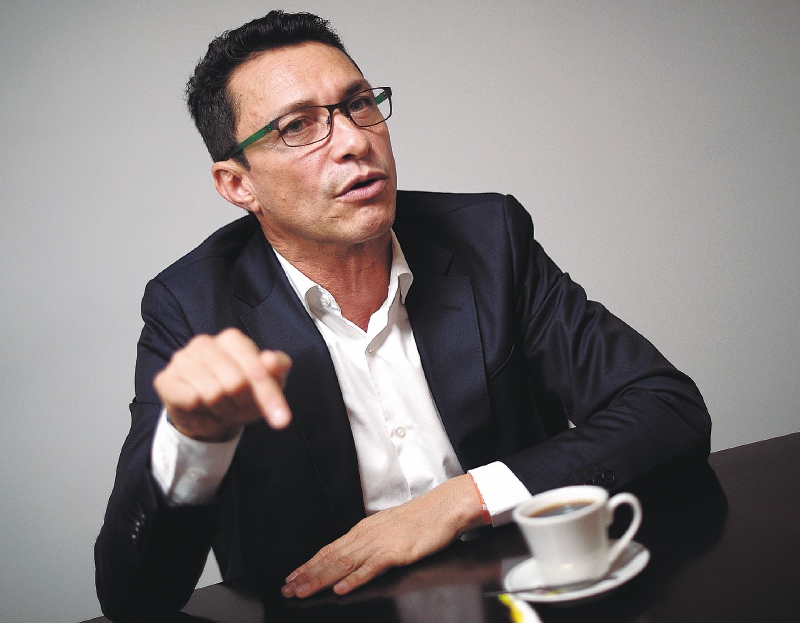 Fiscalía ratifica: Carlos Caicedo no irá a juicio por vínculos con paramilitares