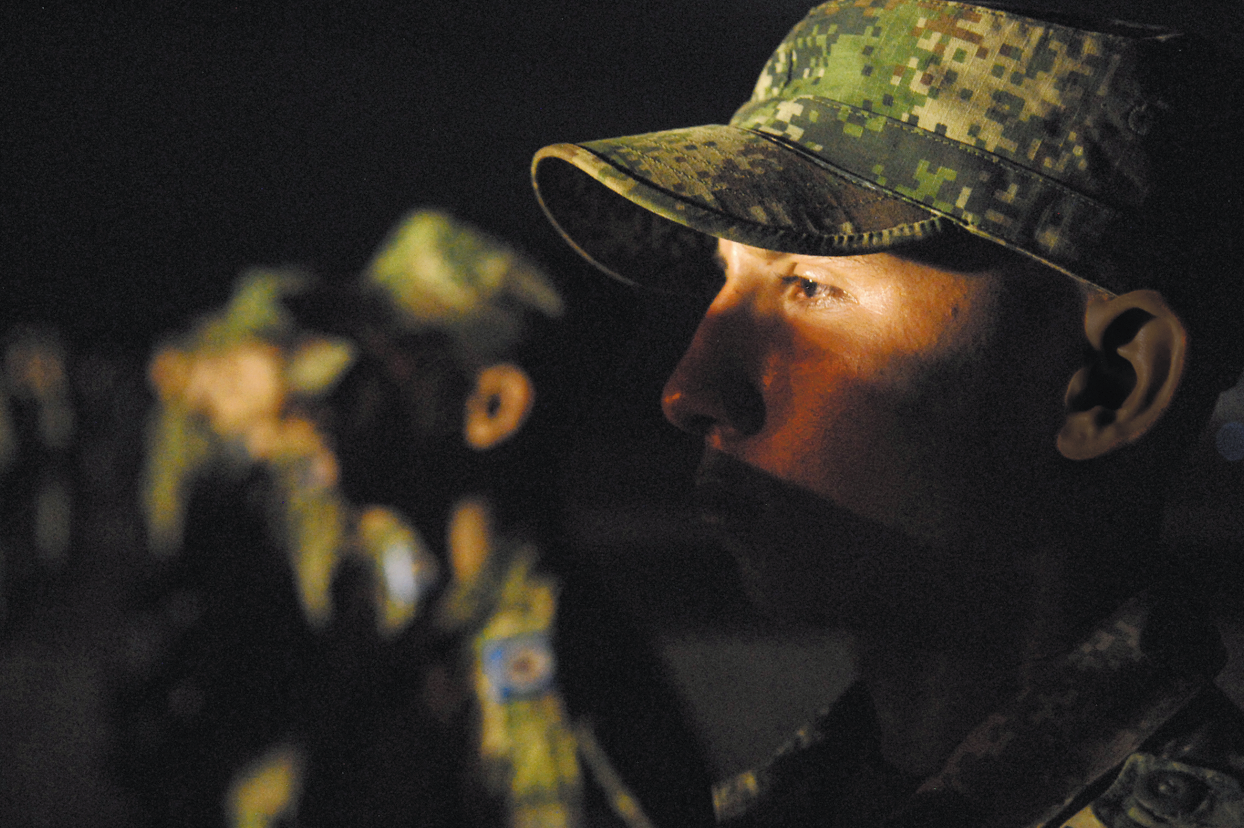 Las dos iniciativas en contra del servicio militar obligatorio
