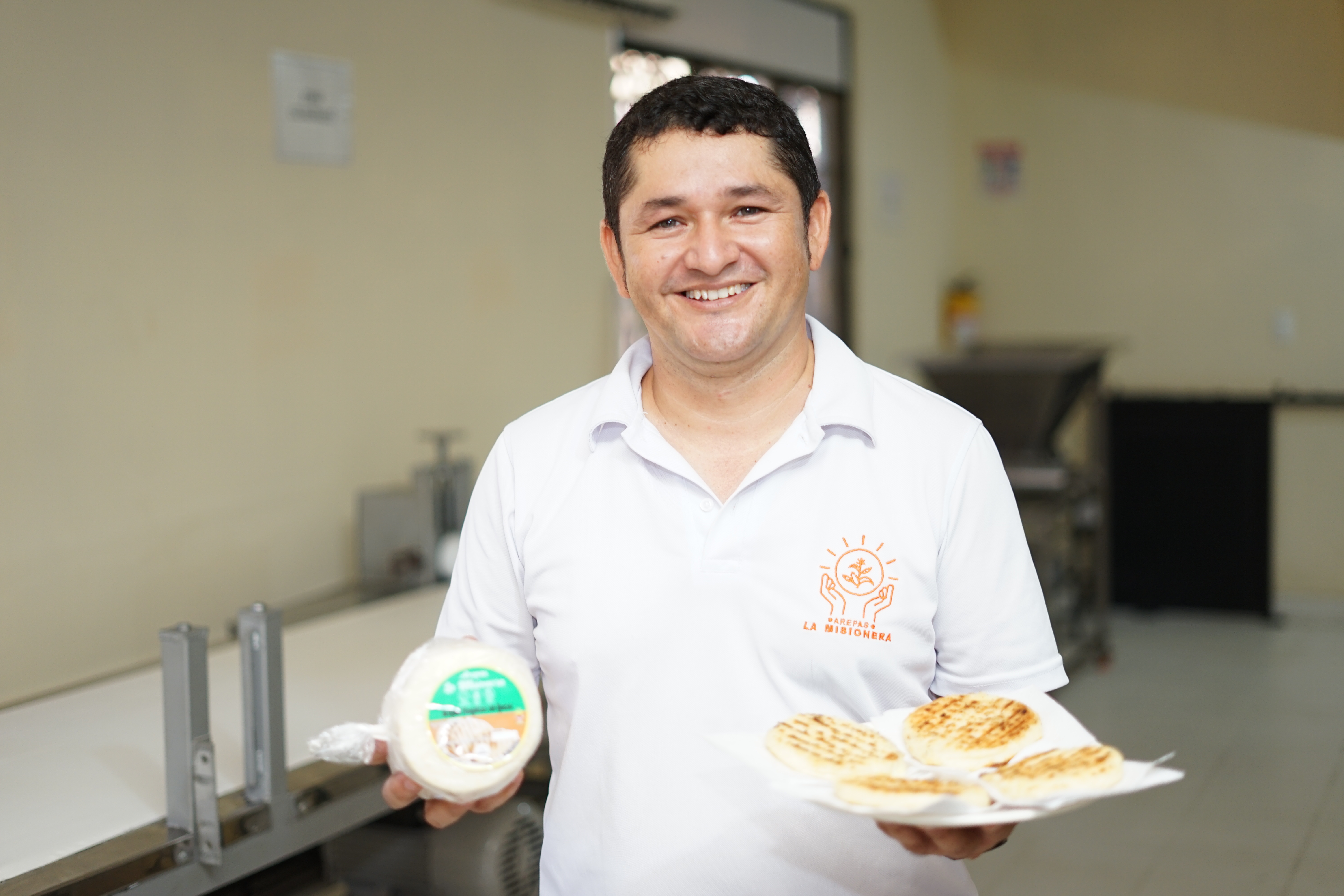 El contador público que trabaja por el futuro de jóvenes emprendedores en el Huila