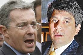 El expresidente Álvaro Uribe y el periodista Daniel Coronell vuelven a enfrentarse.