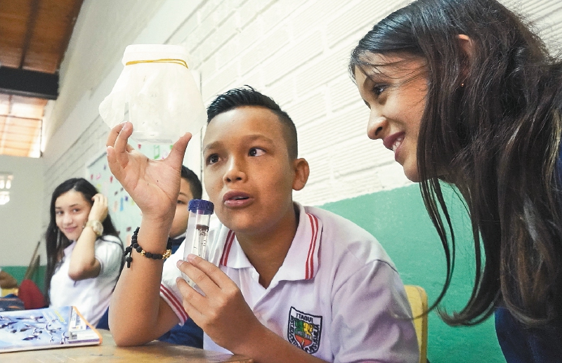 Involucrar a la comunidad en la estrategia de control del dengue es uno de los pilares.